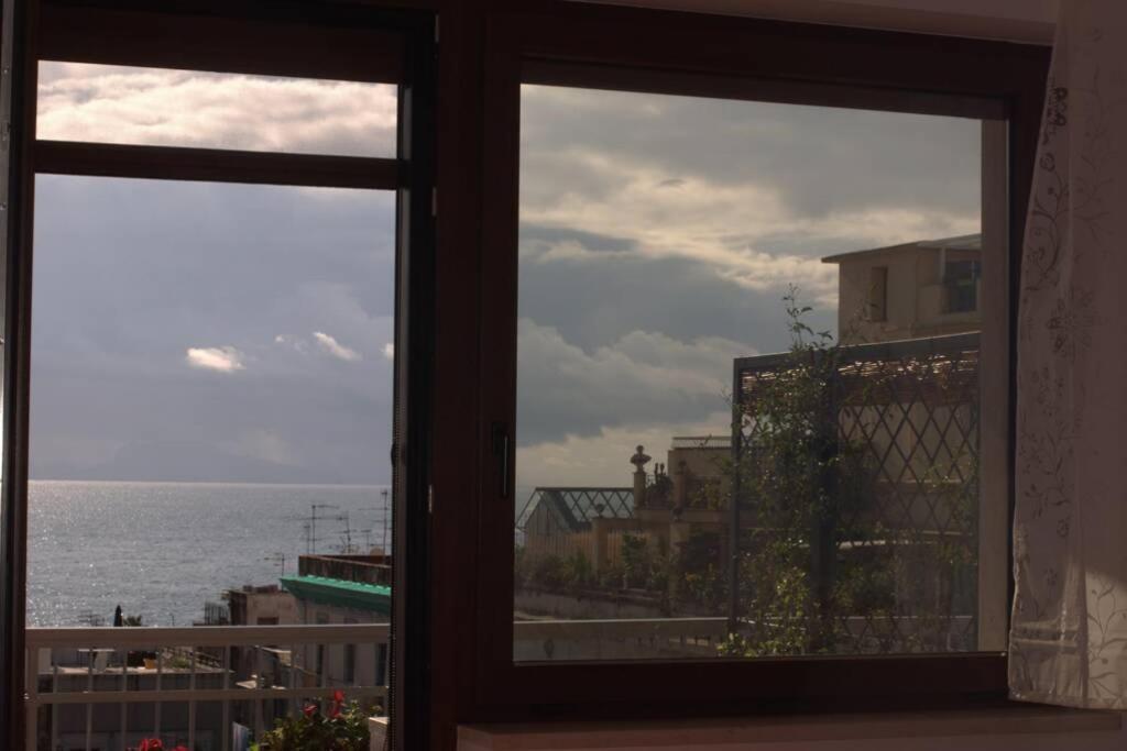 La Finestra Sul Golfo Daire Napoli Dış mekan fotoğraf